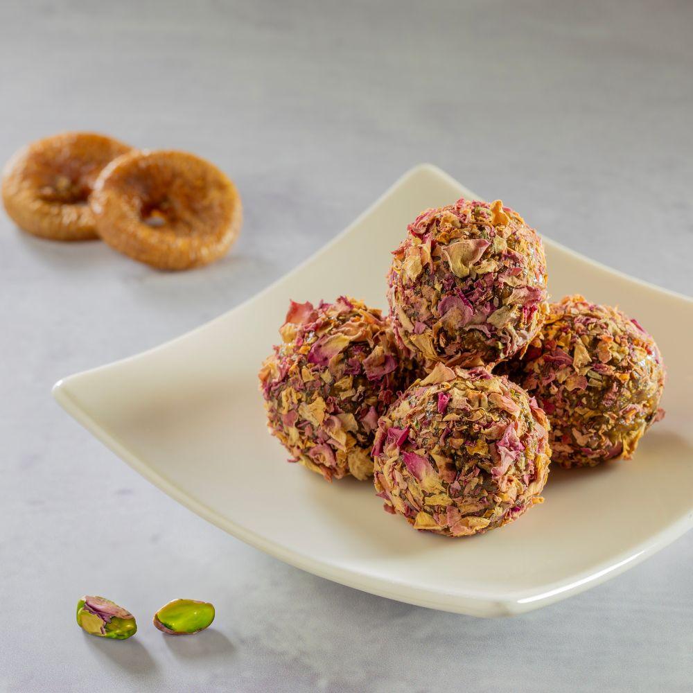 Anjeer Pistachio Cashew Laddoo(Per pc)